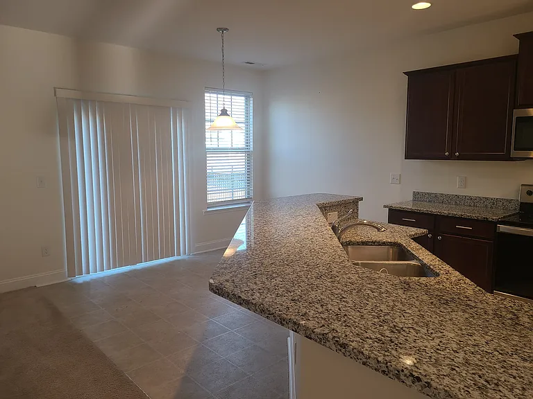 6005 Abelia Ct — Photo 3