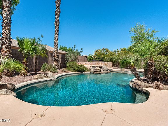 2nd image of 3114 E Canyon Creek Dr