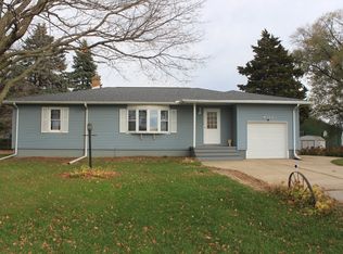 406 Elm Ave, Sterling, IL 61081
