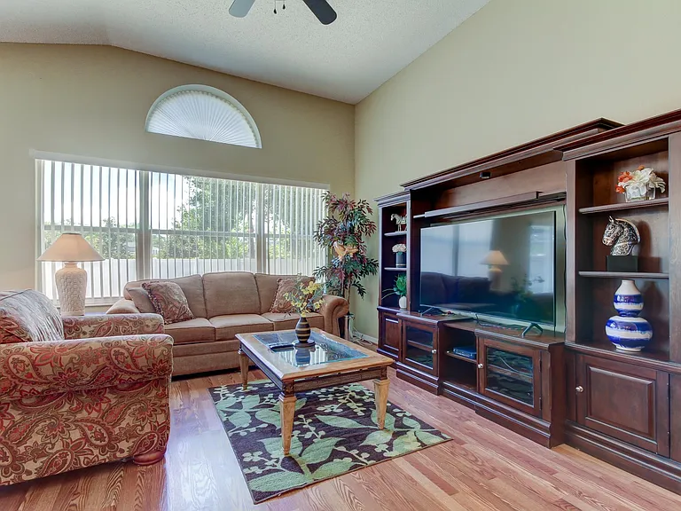 8604 Fawn Creek Dr — Photo 8