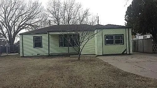 2907 S Fern St Photo 1