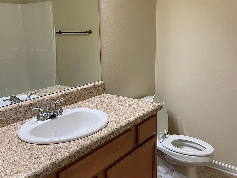 5719 Heritage Heights Dr — Photo 13