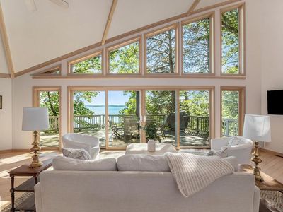 1870 Crystal Dr, Frankfort, MI, 49635
