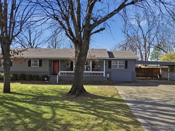 528 S 20th St, Collinsville, OK 74021