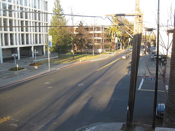 3rd image of 407 S 5th St #3