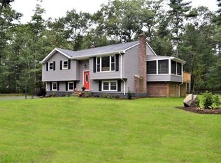 320 Titicut Rd, Raynham, MA 02767