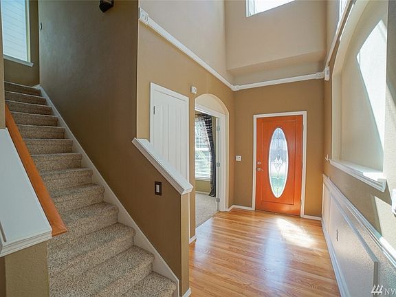 2nd image of 11117 185th St E