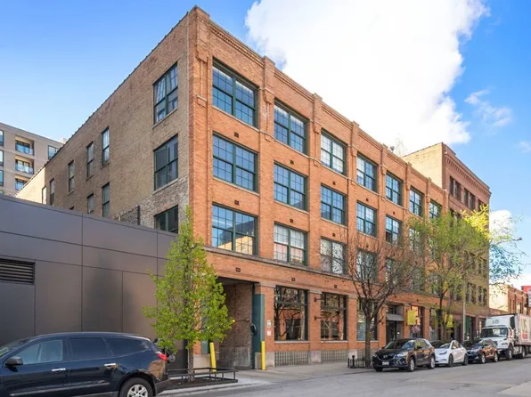 110 N Peoria St Unit 404, Chicago, IL 60607