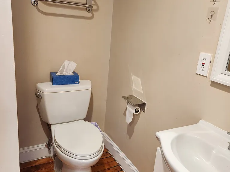 124 Washington St #302 — Photo 7