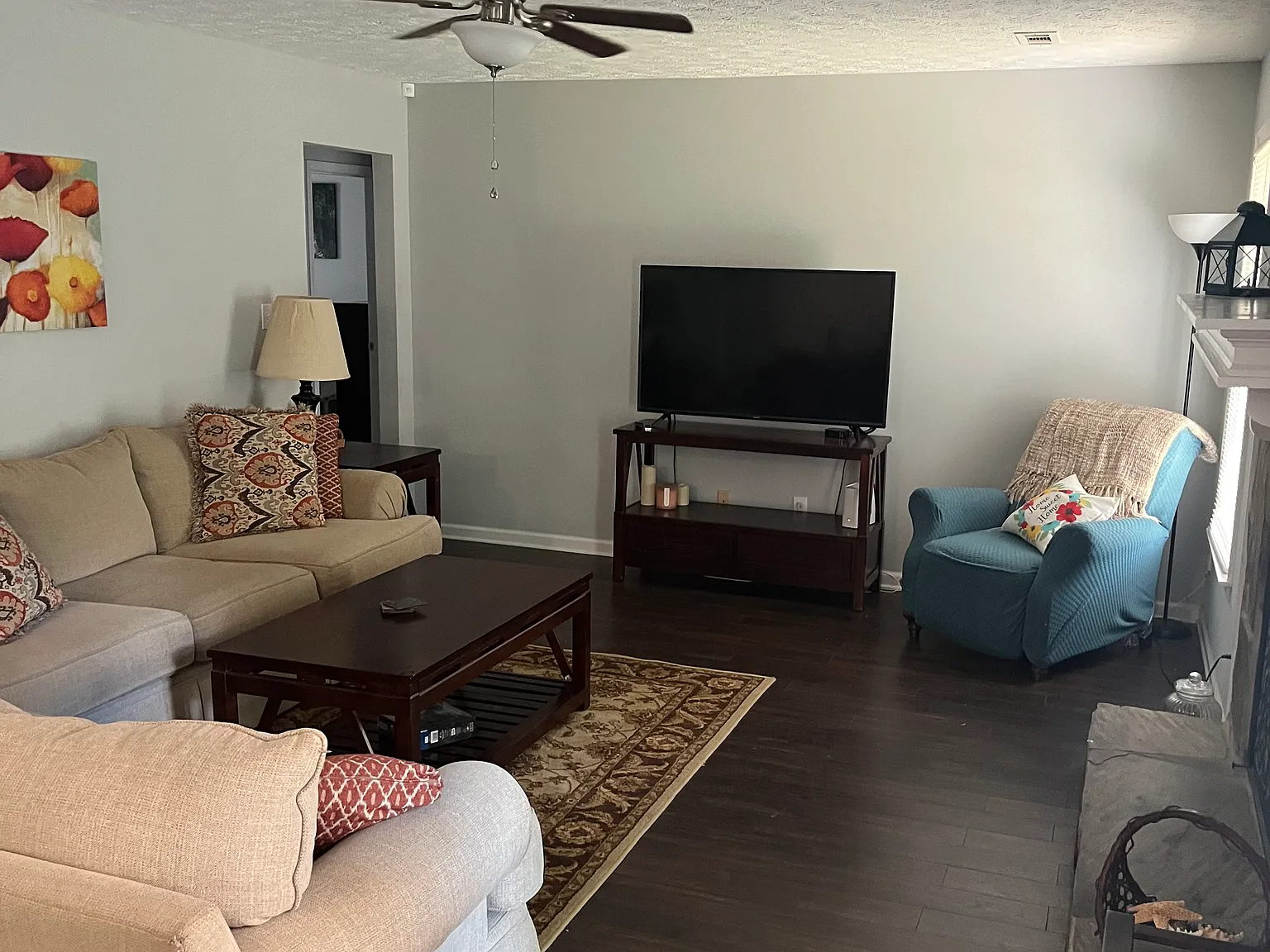 110 Linden Ln — Photo 2
