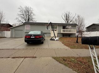 1371 E Sudbury Ave, Sandy, UT 84093