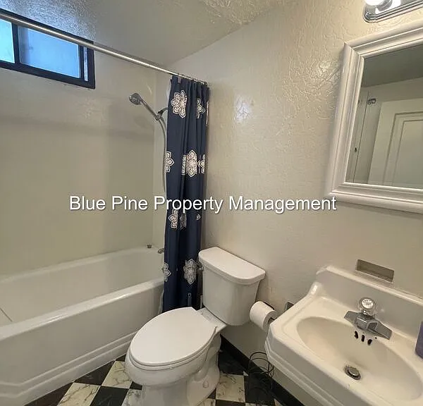 1247 S Emerson Ave #9 — Photo 13