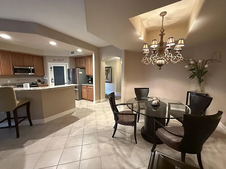 1269 Rialto Way #102 — Photo 31