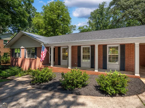 650 Crestview Ter, Gainesville, GA 30501