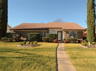 326 Trail View Ln, Garland, TX 75043