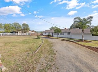 23733 Avenue 196, Strathmore, CA 93267