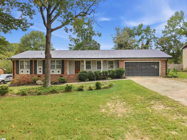 14 Heathwood Cir, Taylors, SC 29687