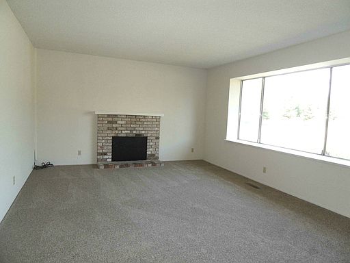 4th image of 603 Bolton Ct APT 1