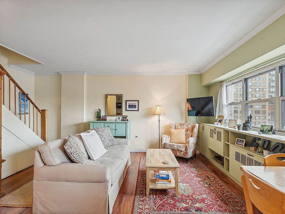 1st image of 609 Columbus Ave APT 8E