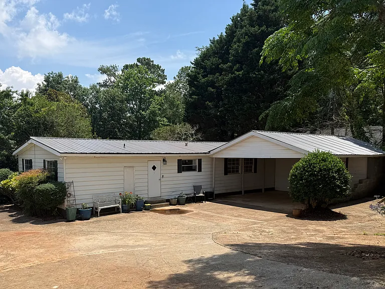 4740 Fowler Trl — Photo 3