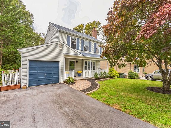 2nd image of 1305 Spellman Dr