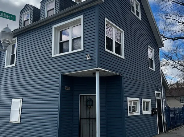 2601 W Luther St, Chicago, IL 60608