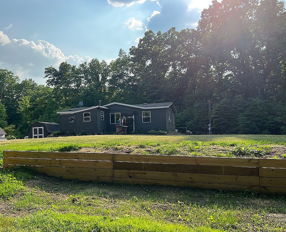 4951 118th Ave, Fennville, MI 49408 Zillow