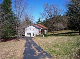 317 Wells Rd, Brasstown, NC 28902