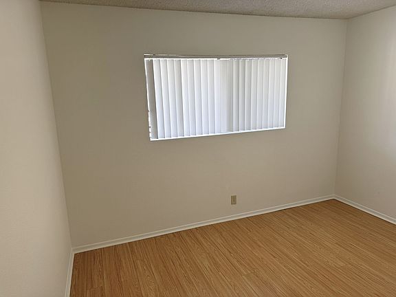 5th image of 1163-67 Justin Ave #1163-11678