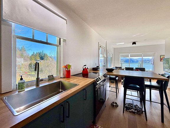 5th image of 609 Glen Rd