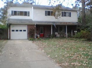 445 Kirkwood Ln, Virginia Beach, VA 23452