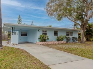 2476 Del Rio Way, Dunedin, FL 34698