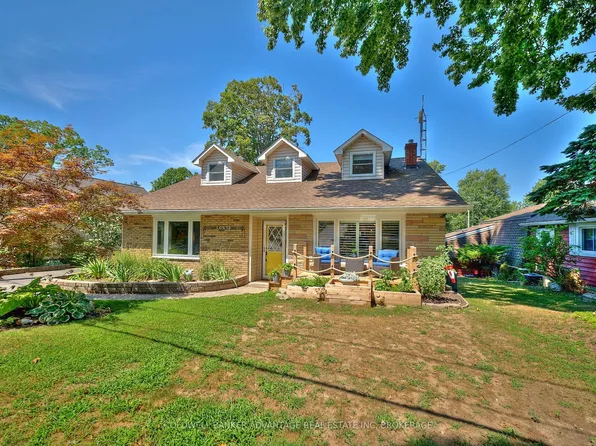 10572 Lakeshore Rd, Wainfleet, ON L3K 5V4