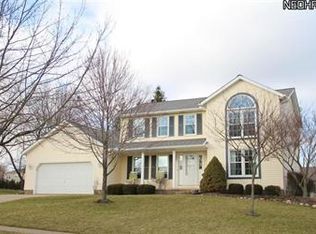 1015 Lancaster Dr, Medina, OH 44256