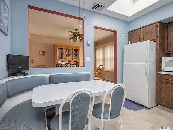 5th image of 1657 Carla Ln