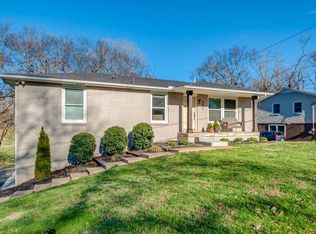492 Westcrest Dr, Nashville, TN 37211