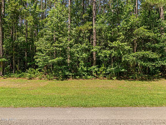 3rd image of 313 Antebellum Drive