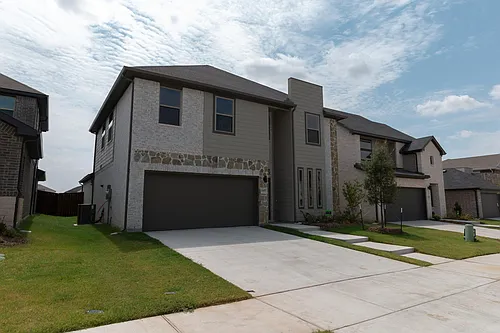 1140 Enchanted Rock Ln Photo 1