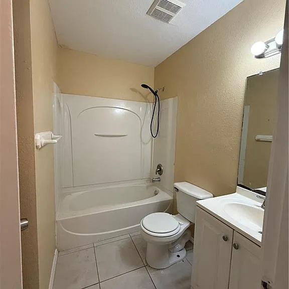 810 W Falcon Ave — Photo 8