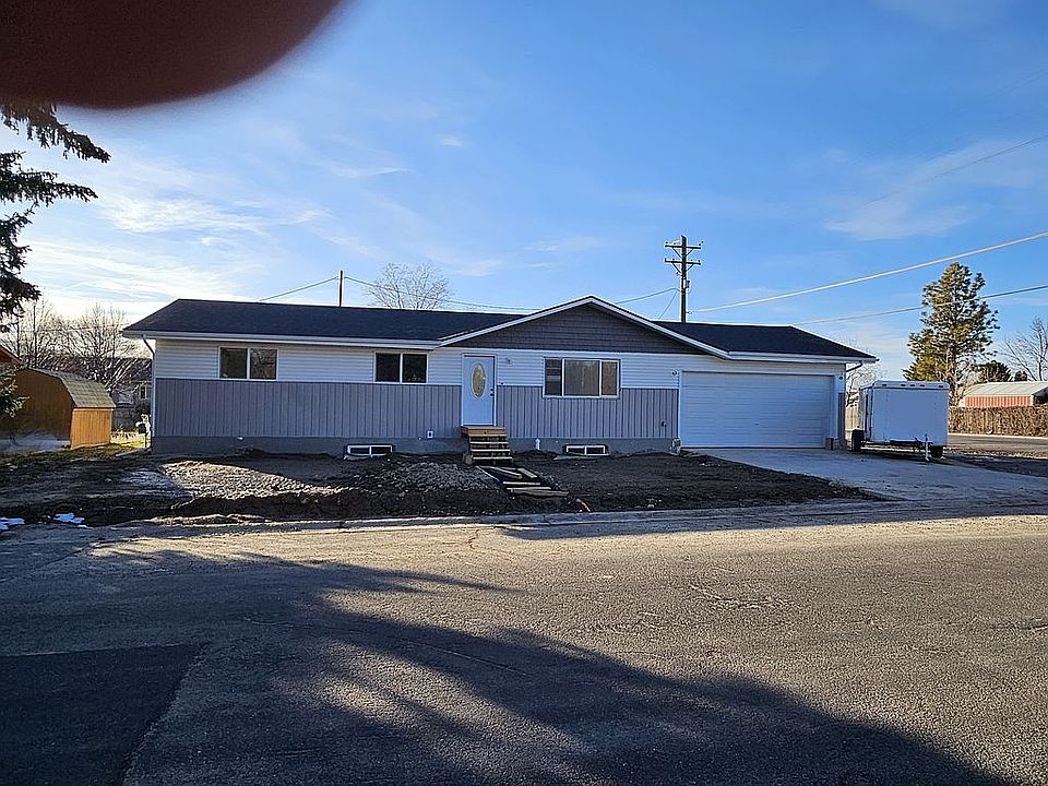 1st image of 3975 Henderson Ln