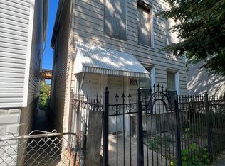 2057 N Bingham St, Chicago, IL 60647