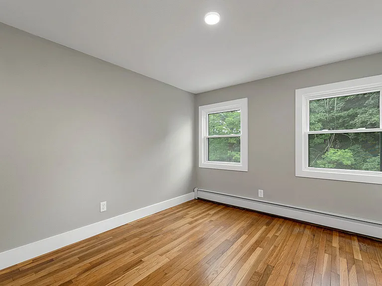 175 Pleasant St #2A — Photo 8