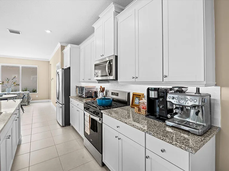 860 SW Bushel Trl — Photo 6