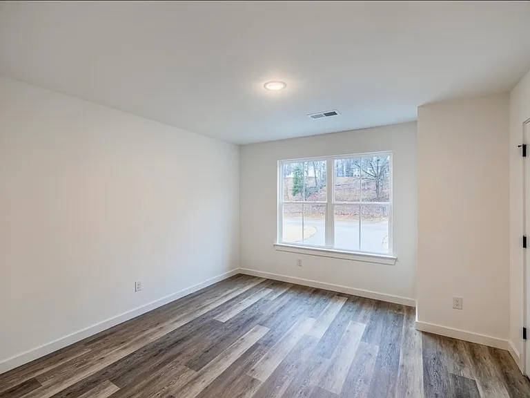 267 Vanderbilt Rd — Photo 11
