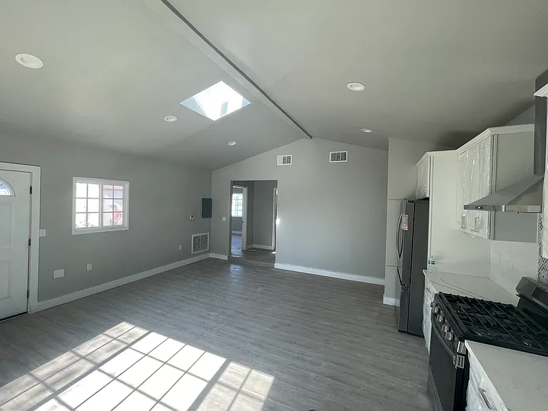 3812A N Marron Ave — Photo 5