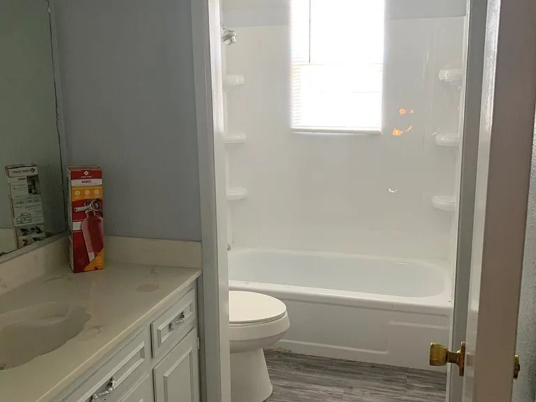 984 E Schirra Dr — Photo 19