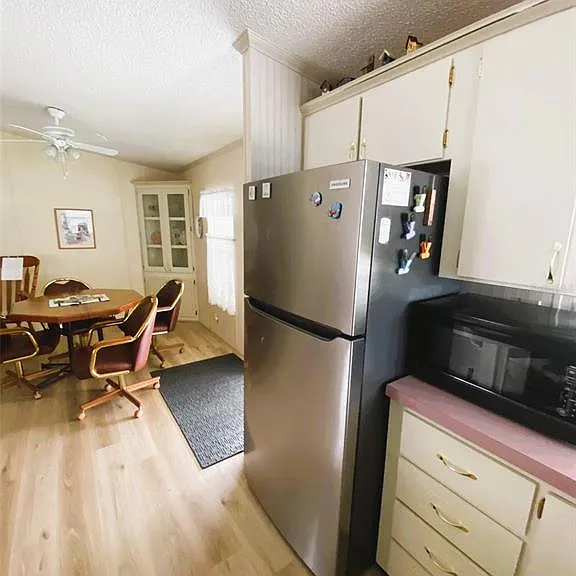 38210 Williams Aire St — Photo 12