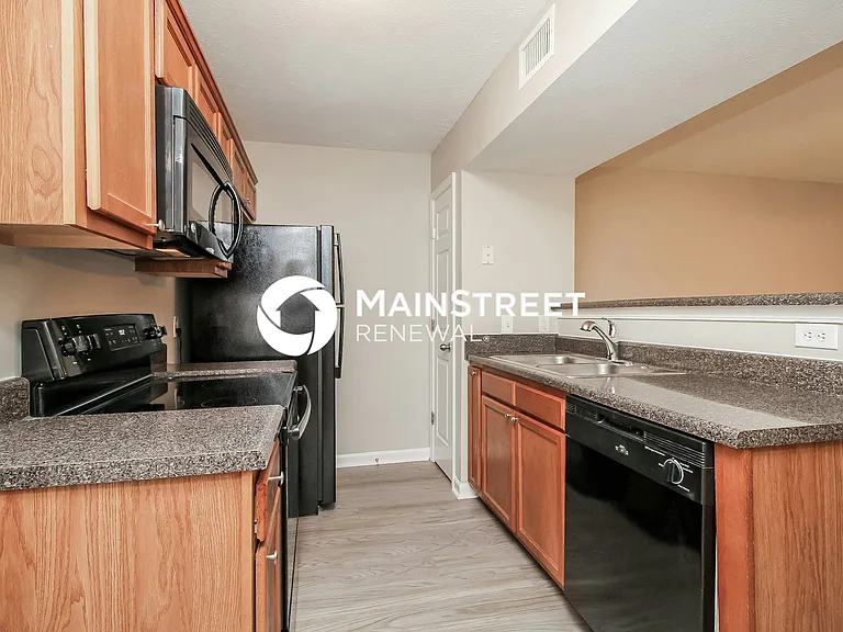 8008 Logan Dr — Photo 7