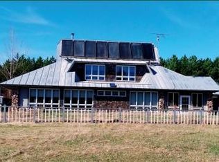 E1990 Lambs Quarters Ln, Waupaca, WI 54981