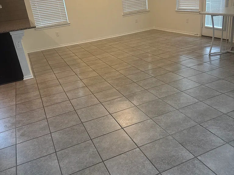 2036 Brandywine Dr — Photo 9